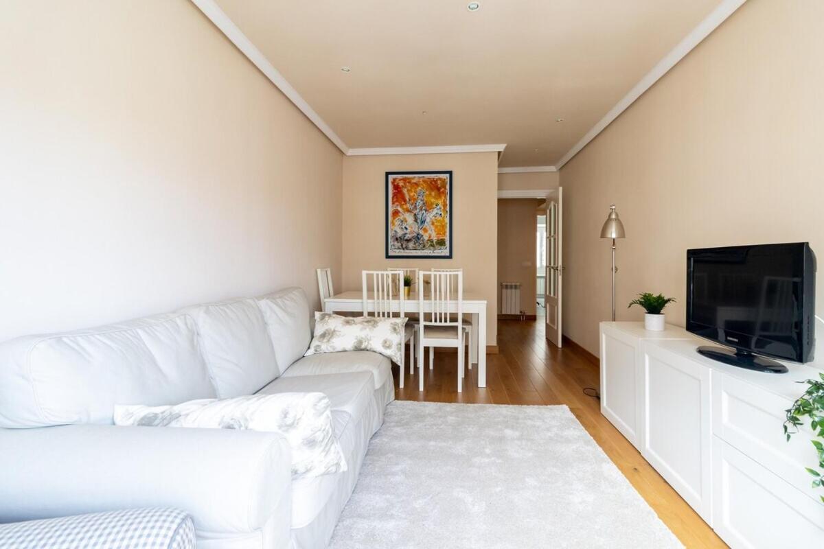 Apartamento Centro Gijon Con Parking Apartman Kültér fotó